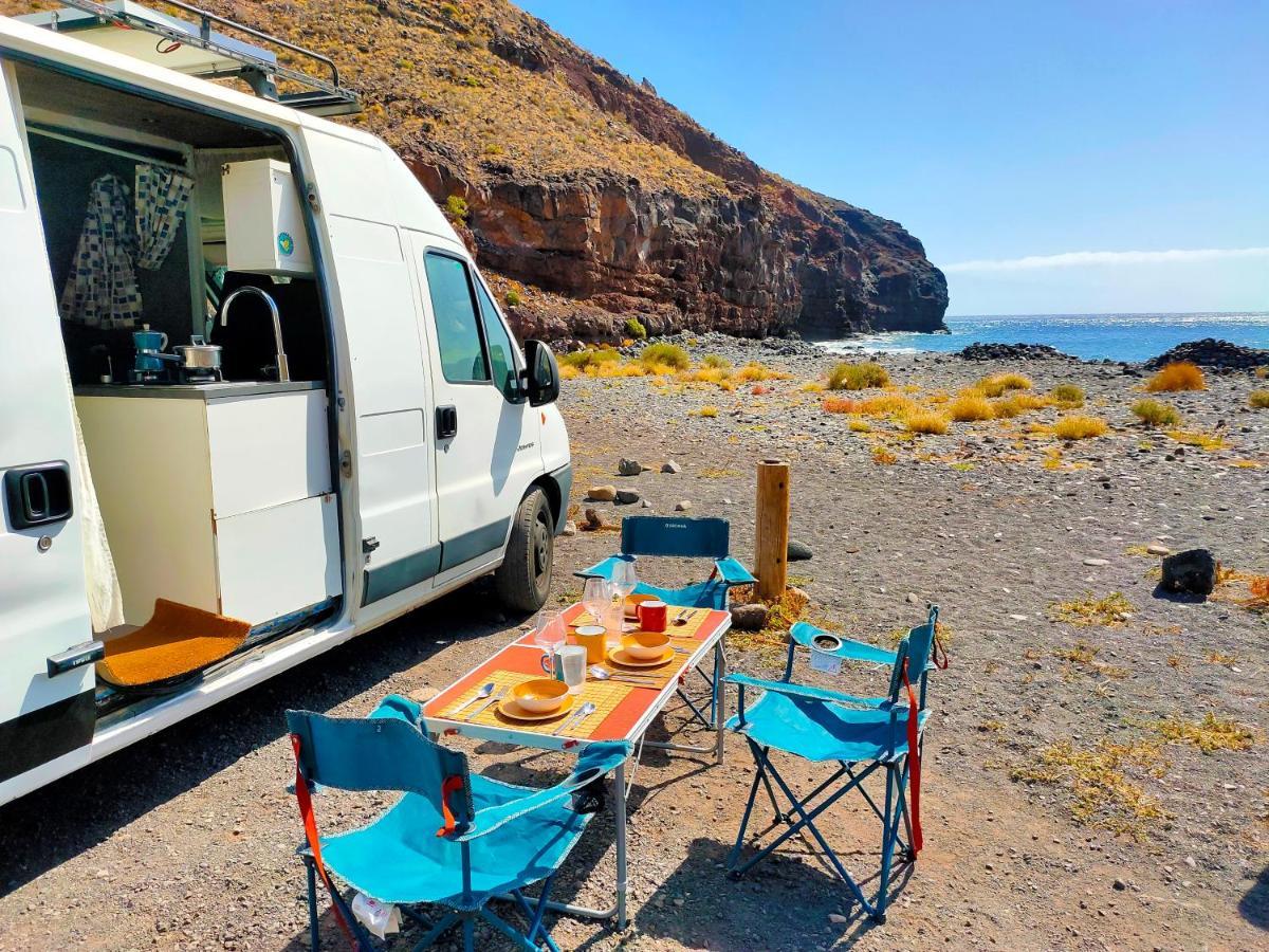 Отель Furgoneta Camper La Gomera 1 Сан-Себастьян-де-ла-Гомера Экстерьер фото